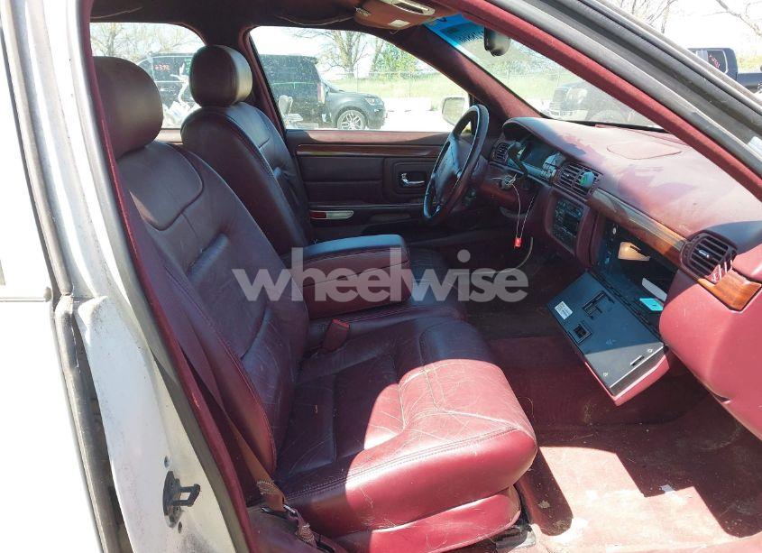 Photo 5 of 1999 Cadillac Deville STANDARD (VIN 1G6KD54Y2XU733831)