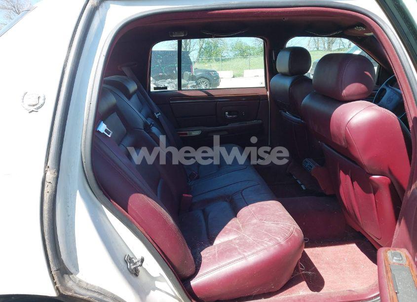 Photo 8 of 1999 Cadillac Deville STANDARD (VIN 1G6KD54Y2XU733831)