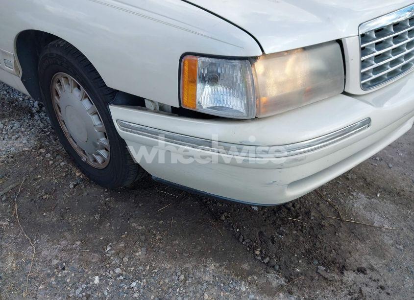 Photo 13 of 1999 Cadillac Deville STANDARD (VIN 1G6KD54Y2XU785069)