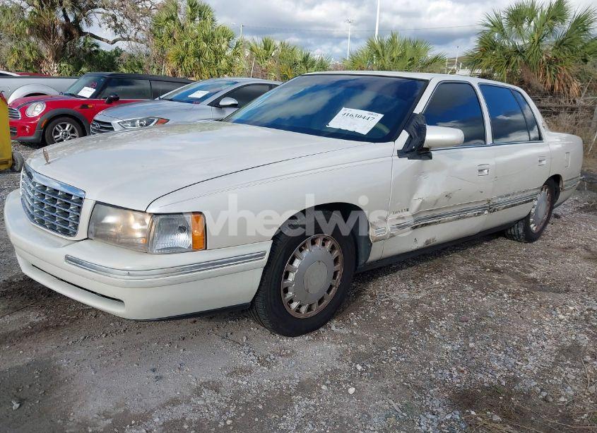 Photo 2 of 1999 Cadillac Deville STANDARD (VIN 1G6KD54Y2XU785069)
