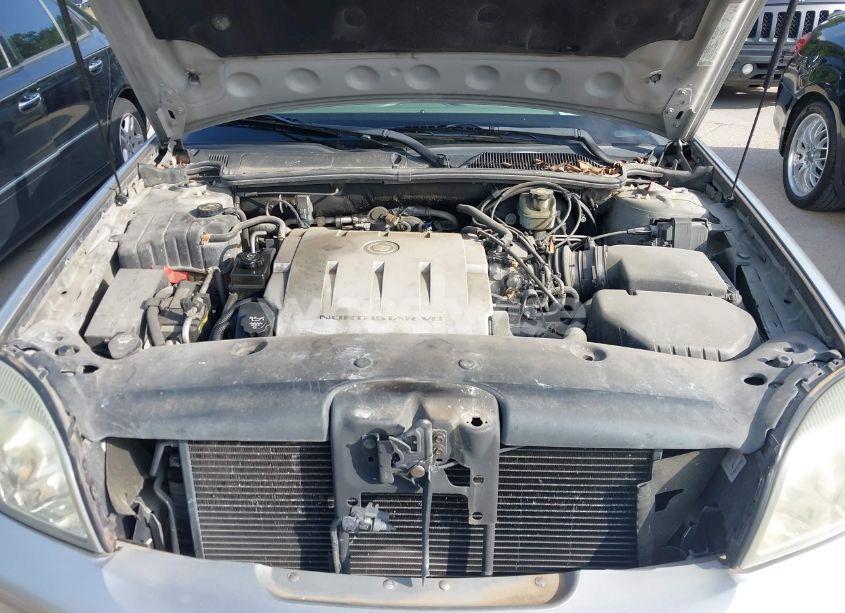 Photo 10 of 2005 Cadillac Deville LIVERY (VIN 1G6KD54Y35U108092)