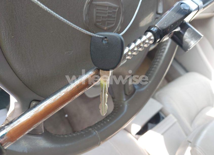 Photo 11 of 2005 Cadillac Deville LIVERY (VIN 1G6KD54Y35U108092)