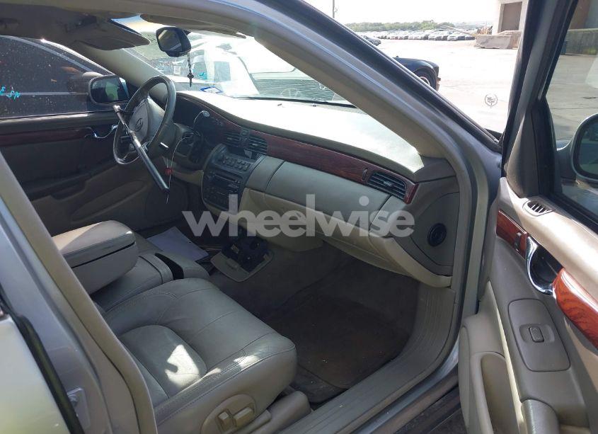 Photo 5 of 2005 Cadillac Deville LIVERY (VIN 1G6KD54Y35U108092)