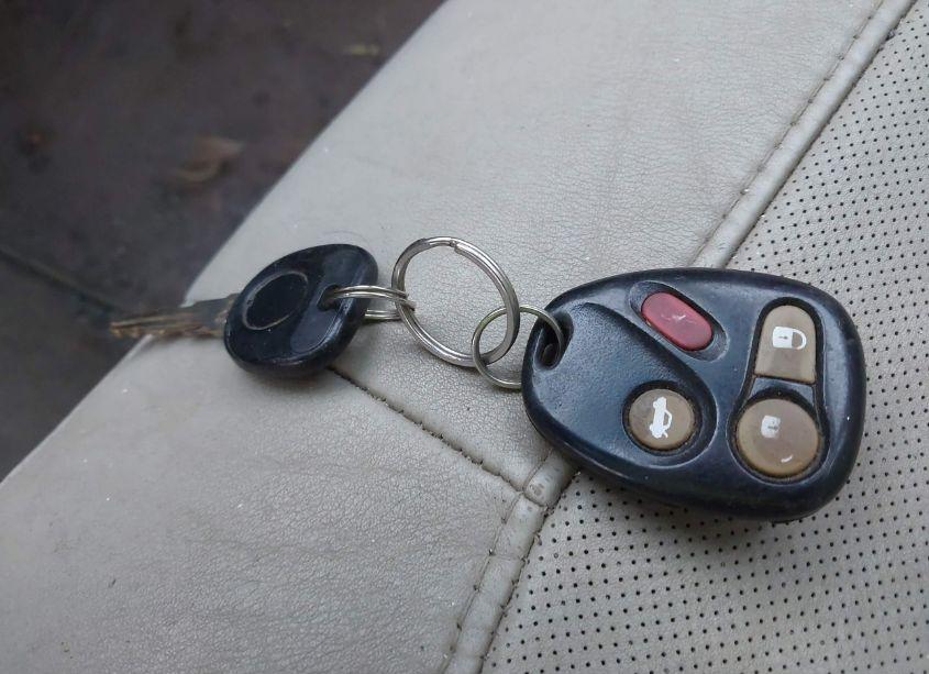 Photo 11 of 2005 Cadillac Deville LIVERY (VIN 1G6KD54Y35U216633)