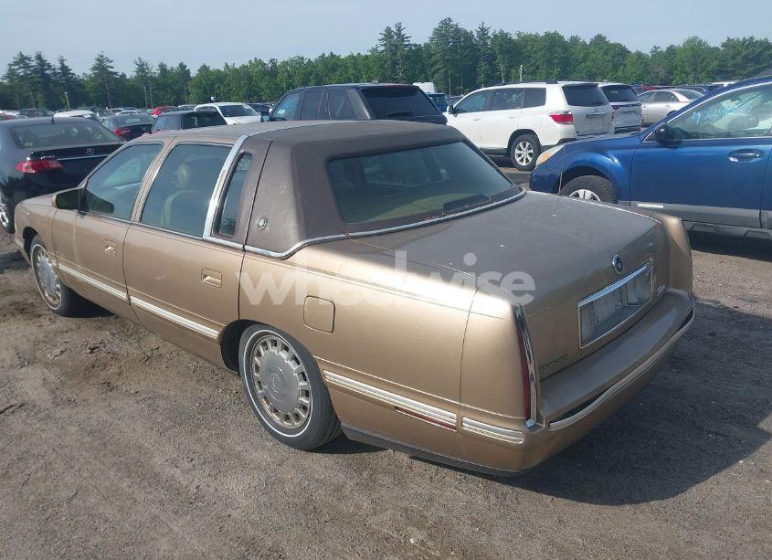Photo 3 of 1998 Cadillac Deville STANDARD (VIN 1G6KD54Y3WU730001)