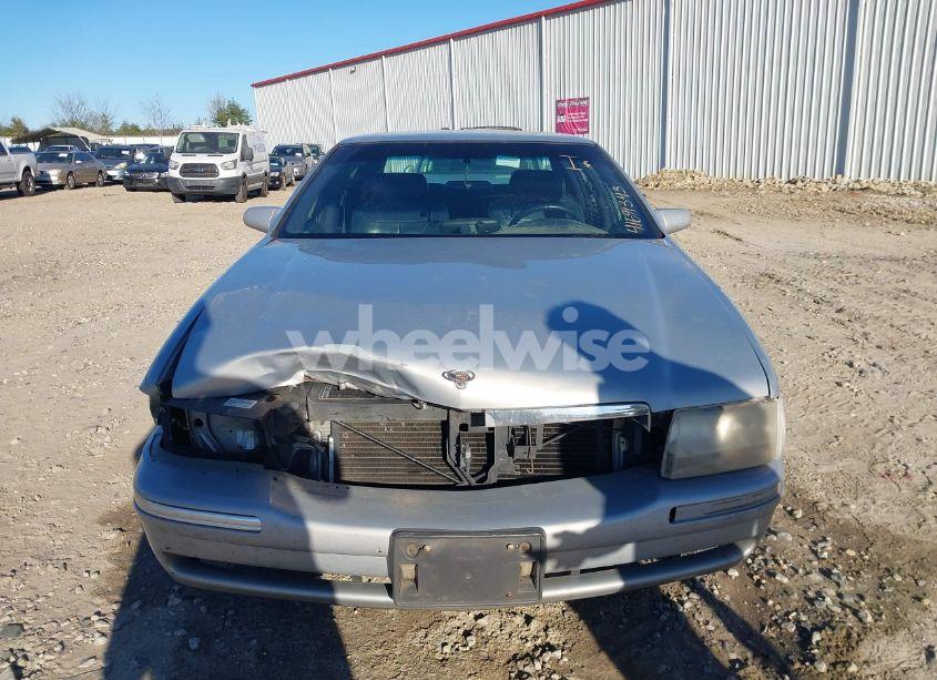 Photo 6 of 1998 Cadillac Deville STANDARD (VIN 1G6KD54Y3WU747543)