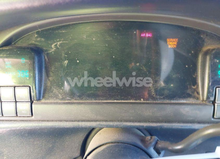 Photo 7 of 1998 Cadillac Deville STANDARD (VIN 1G6KD54Y3WU747543)