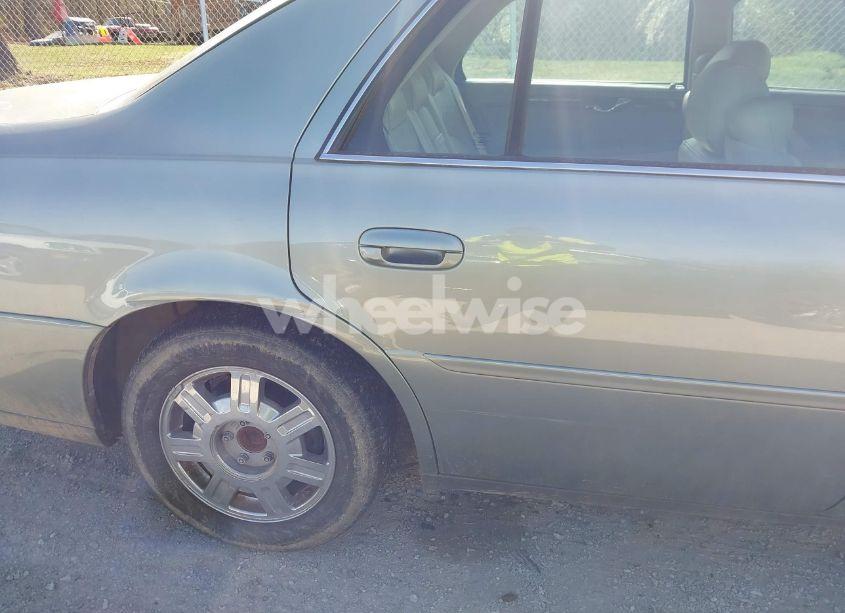 Photo 15 of 2005 Cadillac Deville LIVERY (VIN 1G6KD54Y45U255196)