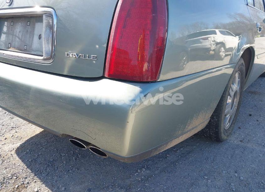 Photo 16 of 2005 Cadillac Deville LIVERY (VIN 1G6KD54Y45U255196)