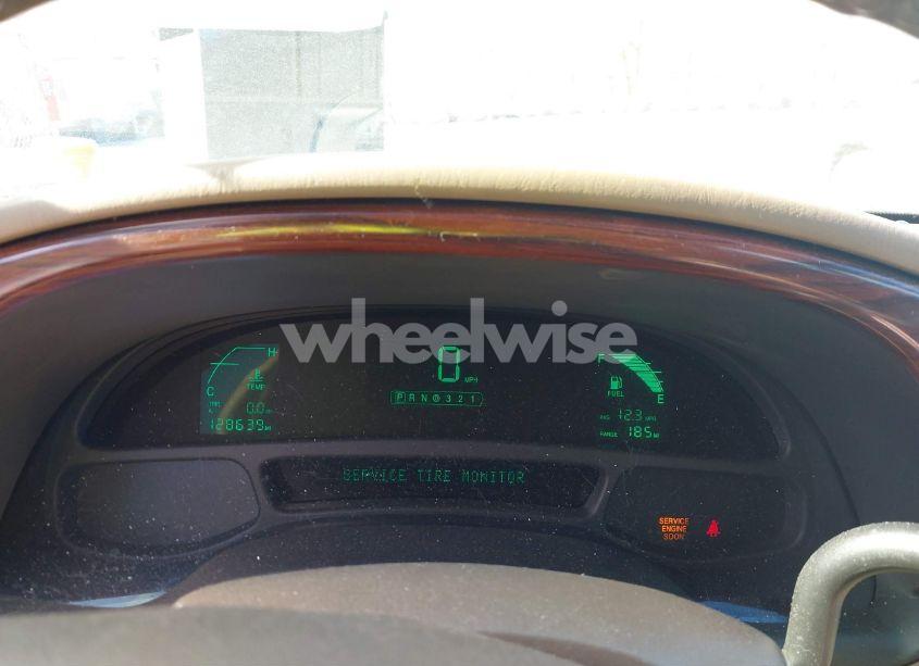 Photo 7 of 2005 Cadillac Deville LIVERY (VIN 1G6KD54Y45U255196)