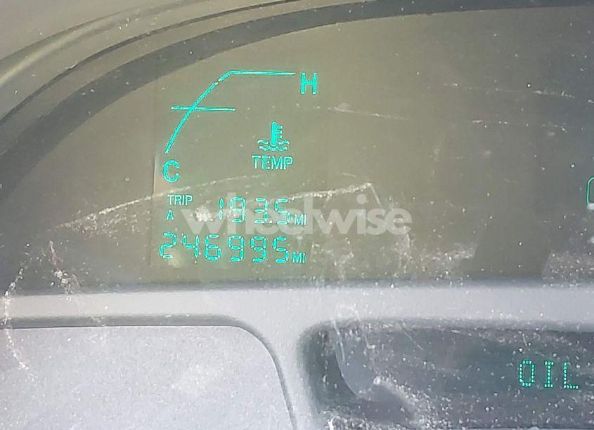 Photo 12 of 2005 Cadillac Deville LIVERY (VIN 1G6KD54Y45U266103)