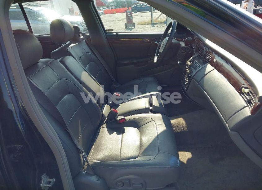 Photo 5 of 2005 Cadillac Deville LIVERY (VIN 1G6KD54Y45U266103)