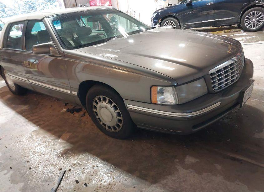 1999 Cadillac Deville STANDARD (VIN 1G6KD54Y5XU744757) main photo