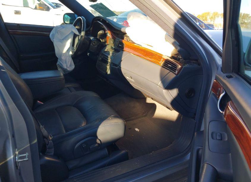 Photo 5 of 2004 Cadillac Deville STANDARD (VIN 1G6KD54Y64U240004)