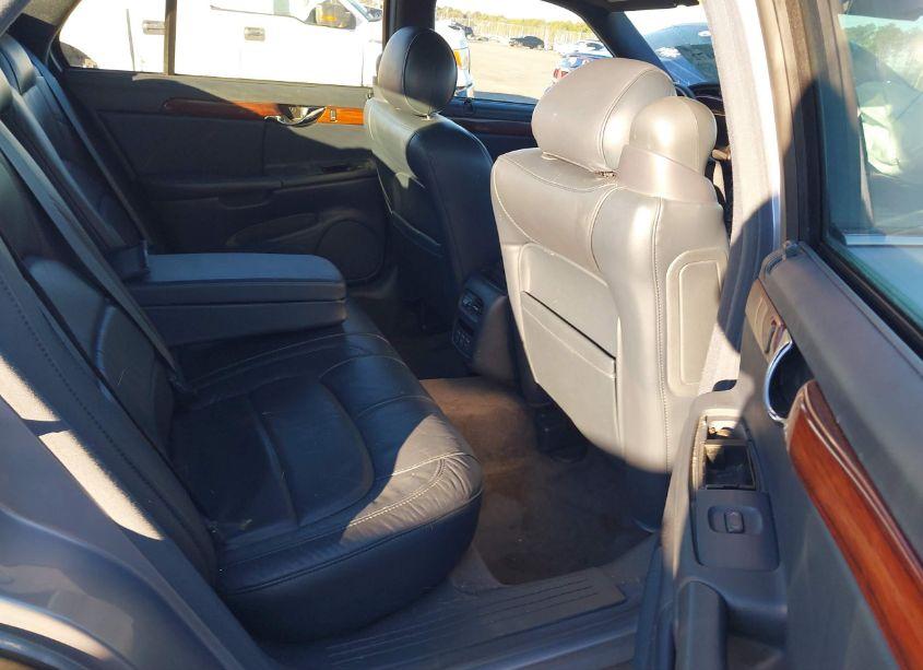 Photo 8 of 2004 Cadillac Deville STANDARD (VIN 1G6KD54Y64U240004)