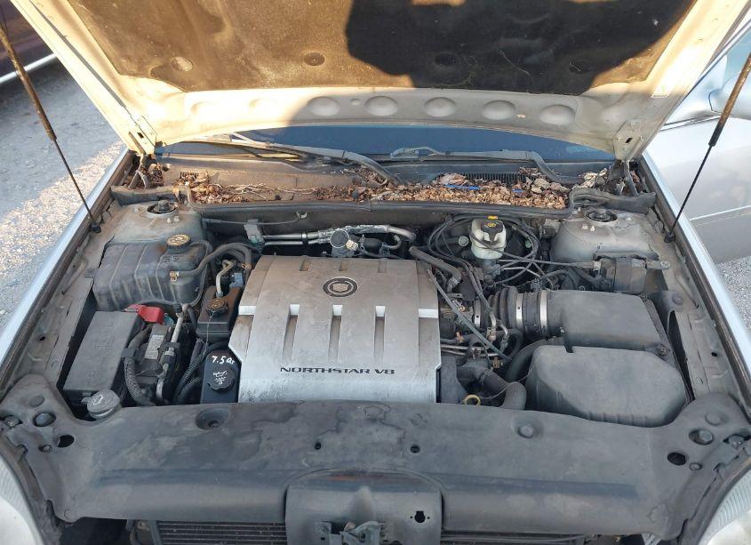 Photo 10 of 2005 Cadillac Deville LIVERY (VIN 1G6KD54Y65U111164)