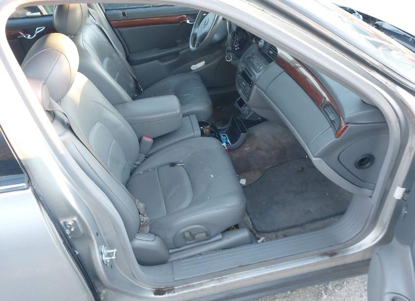 Photo 5 of 2005 Cadillac Deville LIVERY (VIN 1G6KD54Y65U111164)