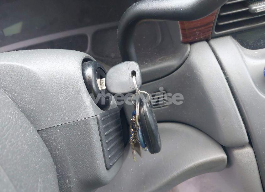 Photo 11 of 2005 Cadillac Deville LIVERY (VIN 1G6KD54Y65U258388)