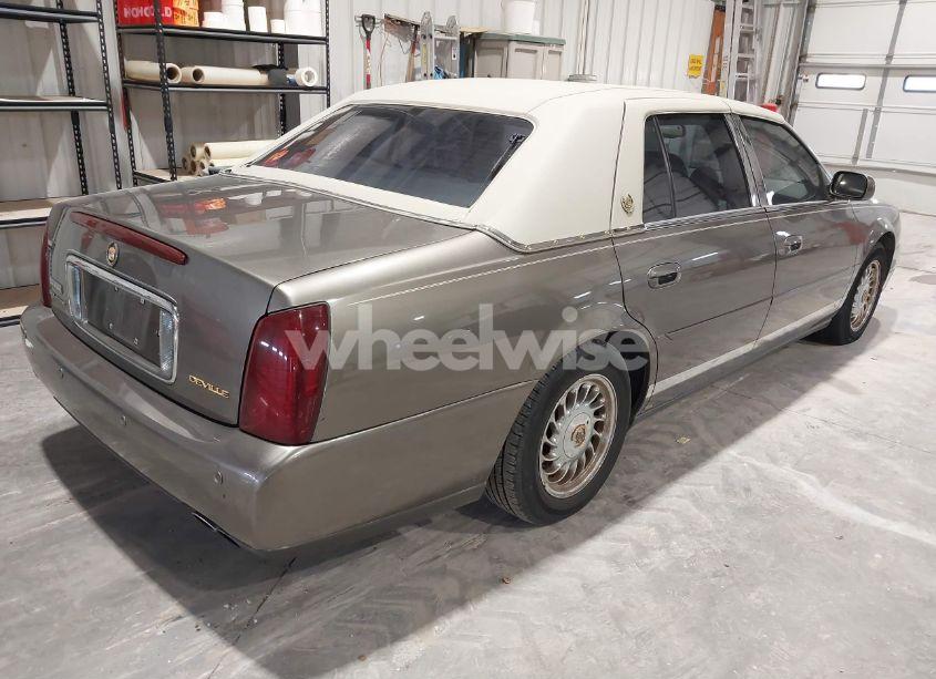 Photo 4 of 2000 Cadillac Deville STANDARD (VIN 1G6KD54Y6YU265538)