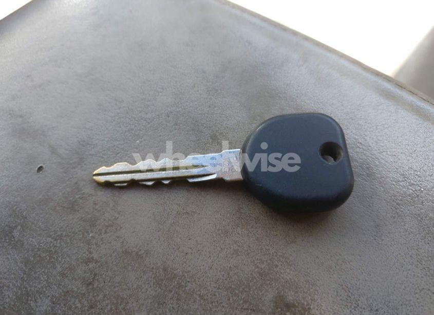 Photo 11 of 2005 Cadillac Deville LIVERY (VIN 1G6KD54Y75U133528)