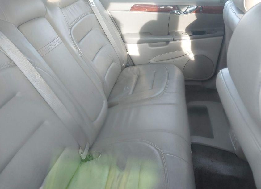 Photo 8 of 2001 Cadillac Deville STANDARD W/W20 (VIN 1G6KD54Y81U266583)