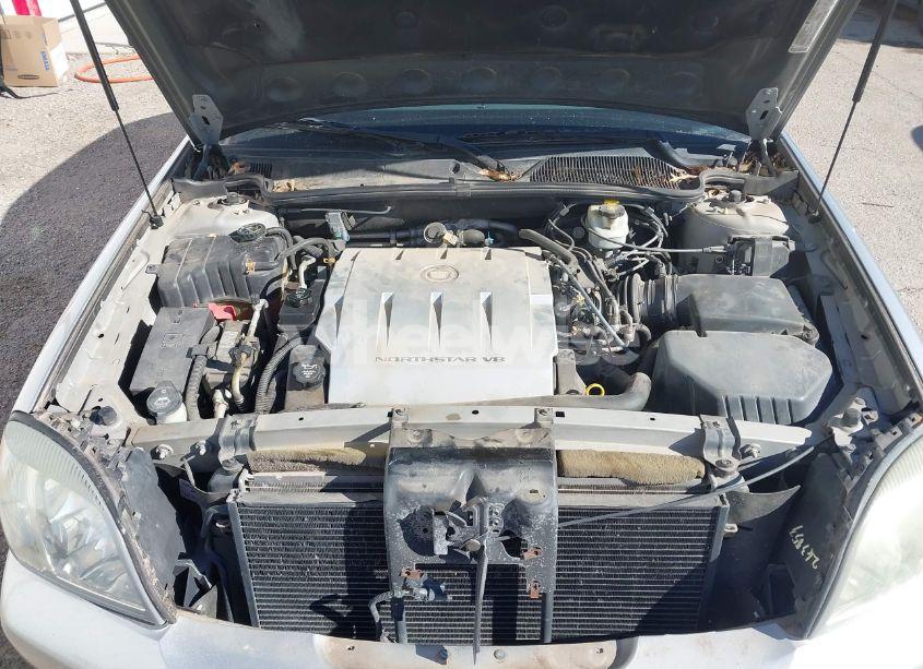 Photo 10 of 2004 Cadillac Deville STANDARD (VIN 1G6KD54Y84U256320)