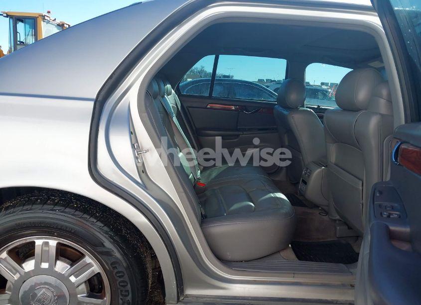 Photo 8 of 2004 Cadillac Deville STANDARD (VIN 1G6KD54Y84U256320)