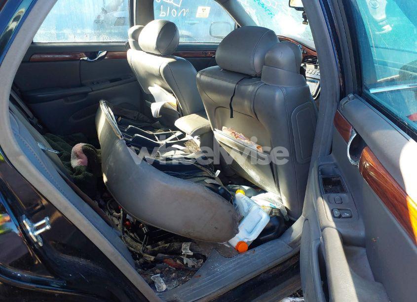 Photo 8 of 2005 Cadillac Deville STANDARD (VIN 1G6KD54Y85U135207)