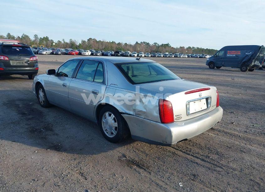 Photo 3 of 2005 Cadillac Deville LIVERY (VIN 1G6KD54Y85U233718)
