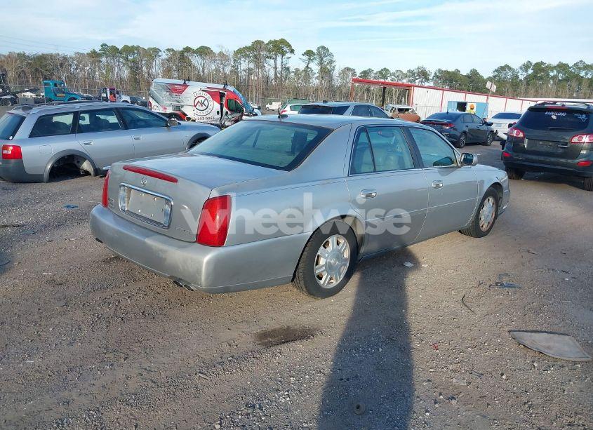 Photo 4 of 2005 Cadillac Deville LIVERY (VIN 1G6KD54Y85U233718)