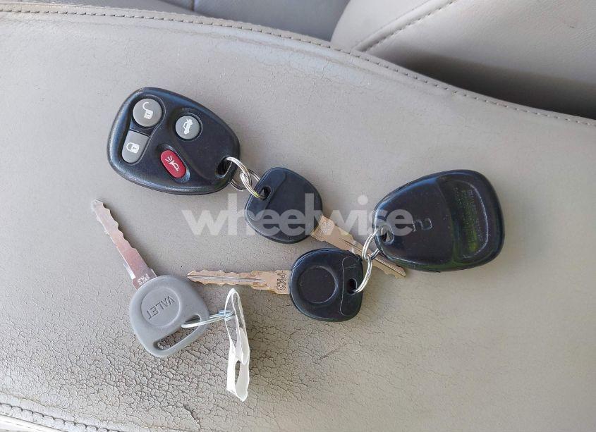 Photo 11 of 2005 Cadillac Deville LIVERY (VIN 1G6KD54Y95U119811)