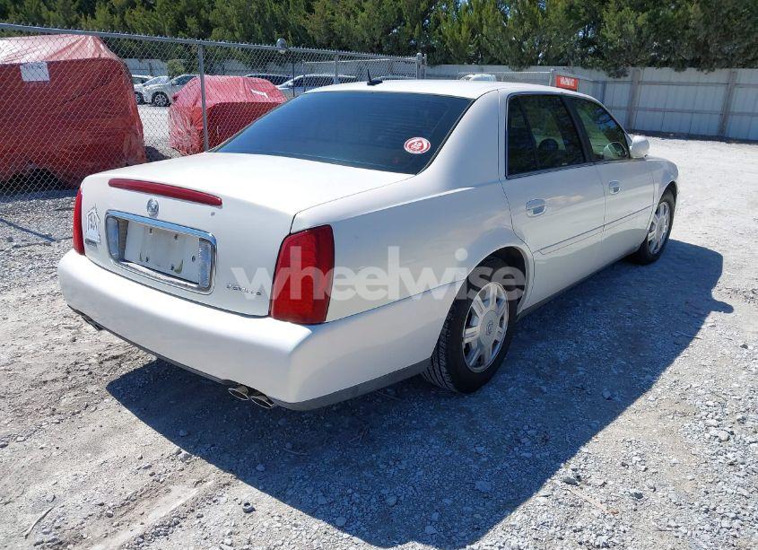Photo 4 of 2005 Cadillac Deville LIVERY (VIN 1G6KD54Y95U119811)
