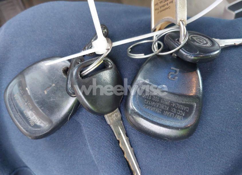 Photo 11 of 2005 Cadillac Deville LIVERY (VIN 1G6KD54Y95U196632)