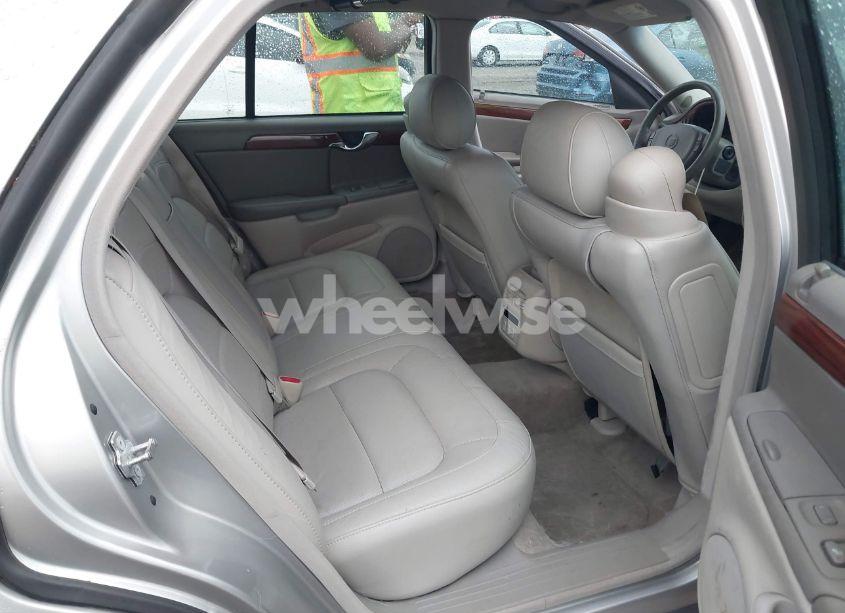 Photo 8 of 2005 Cadillac Deville LIVERY (VIN 1G6KD54Y95U196632)