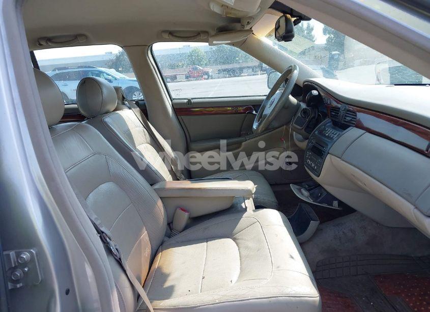 Photo 5 of 2005 Cadillac Deville LIVERY (VIN 1G6KD54YX5U104475)