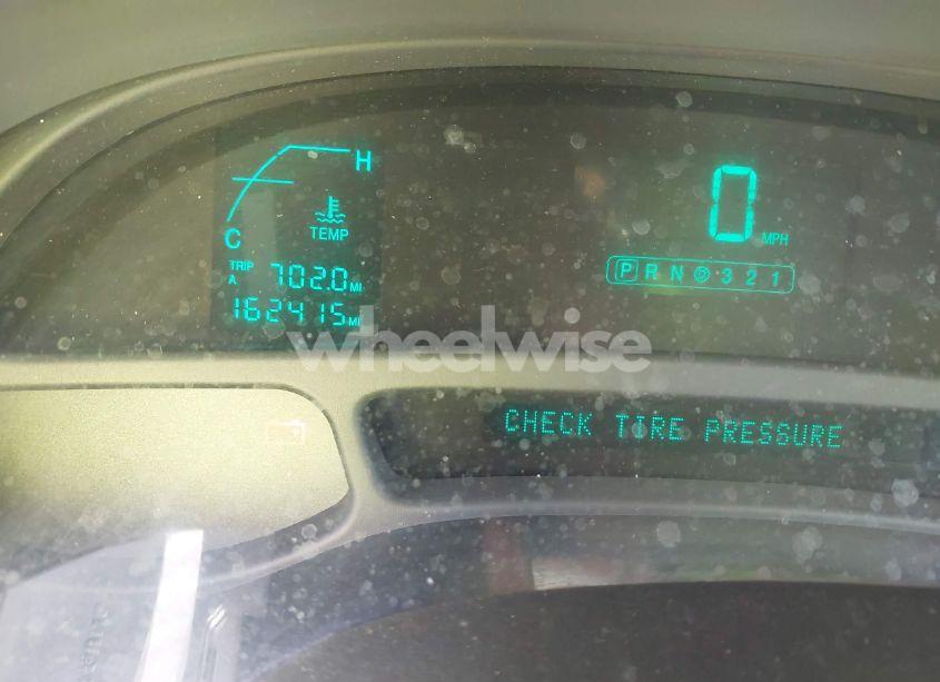 Photo 7 of 2005 Cadillac Deville LIVERY (VIN 1G6KD54YX5U104475)