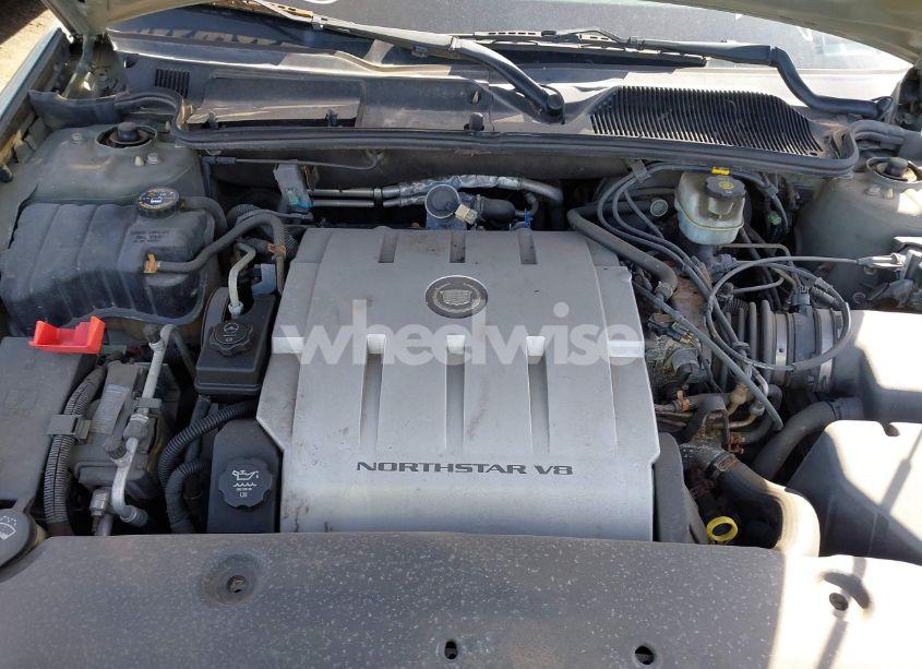 Photo 10 of 2005 Cadillac Deville STANDARD (VIN 1G6KD54YX5U164532)