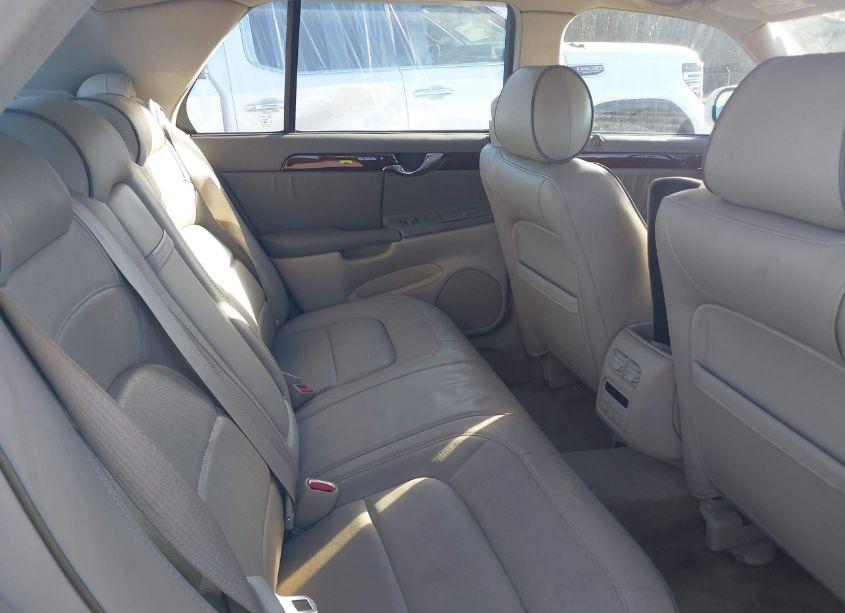 Photo 8 of 2005 Cadillac Deville STANDARD (VIN 1G6KD54YX5U234191)