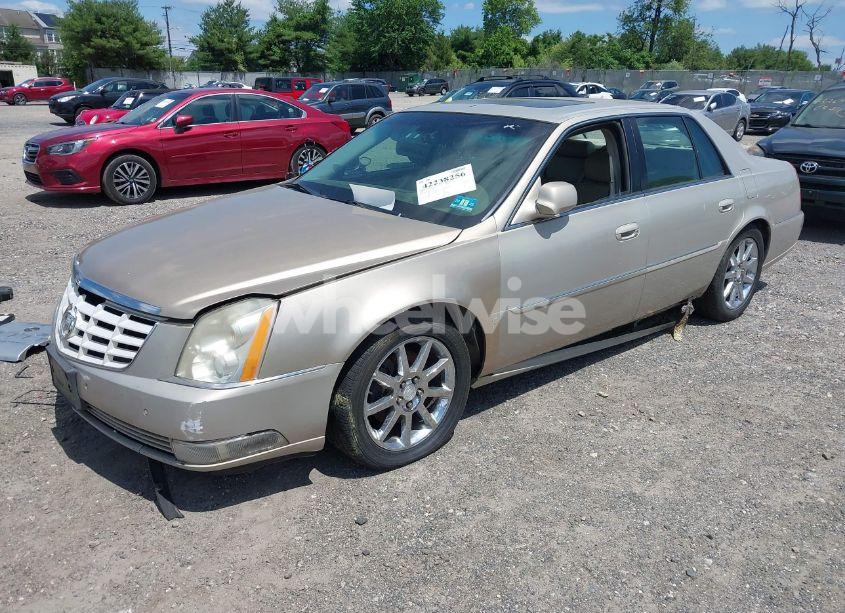 Photo 2 of 2006 Cadillac Dts PERFORMANCE (VIN 1G6KD57936U245734)
