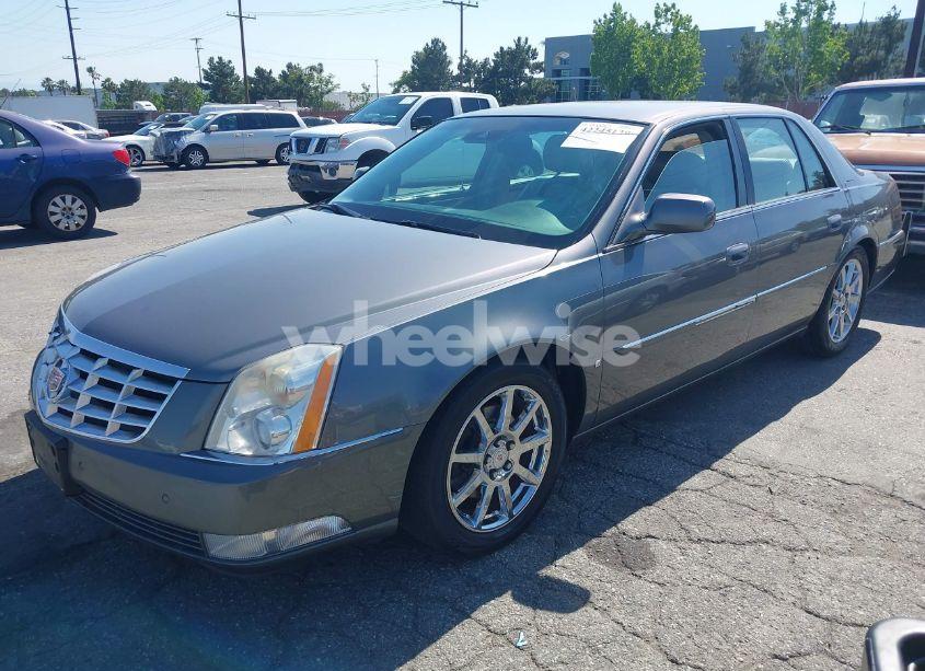 Photo 2 of 2008 Cadillac Dts 1SE (VIN 1G6KD57958U186513)