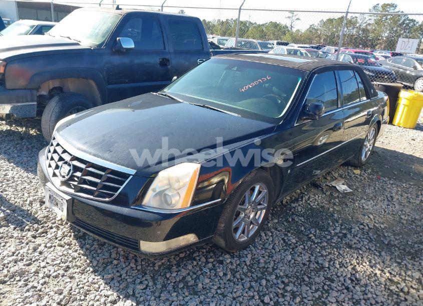 Photo 2 of 2008 Cadillac Dts 1SE (VIN 1G6KD57968U171468)