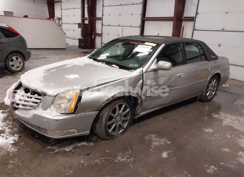 Photo 2 of 2007 Cadillac Dts PERFORMANCE (VIN 1G6KD579X7U136107)