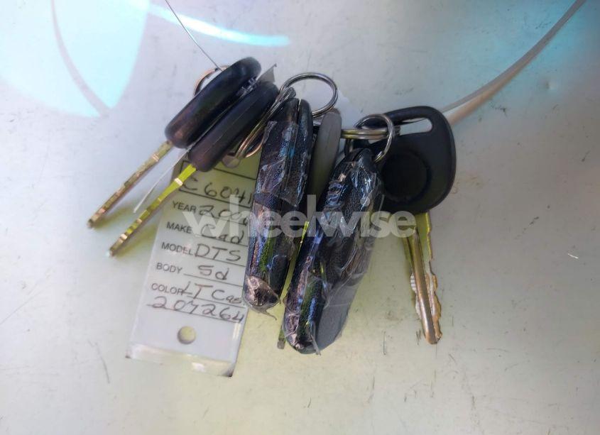 Photo 11 of 2006 Cadillac Dts (VIN 1G6KD57Y16U207264)