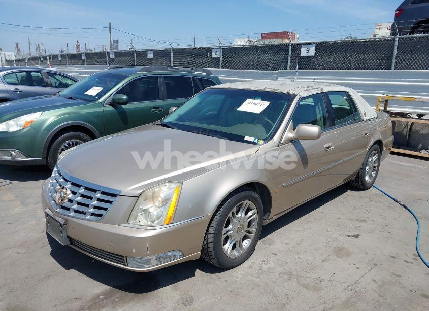 Photo 2 of 2006 Cadillac Dts (VIN 1G6KD57Y26U112518)