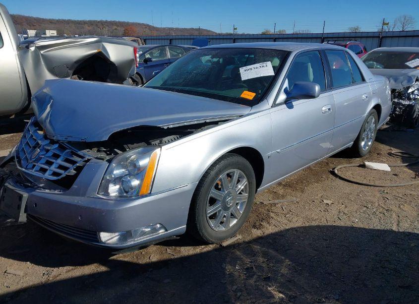 Photo 2 of 2006 Cadillac Dts (VIN 1G6KD57Y26U192788)