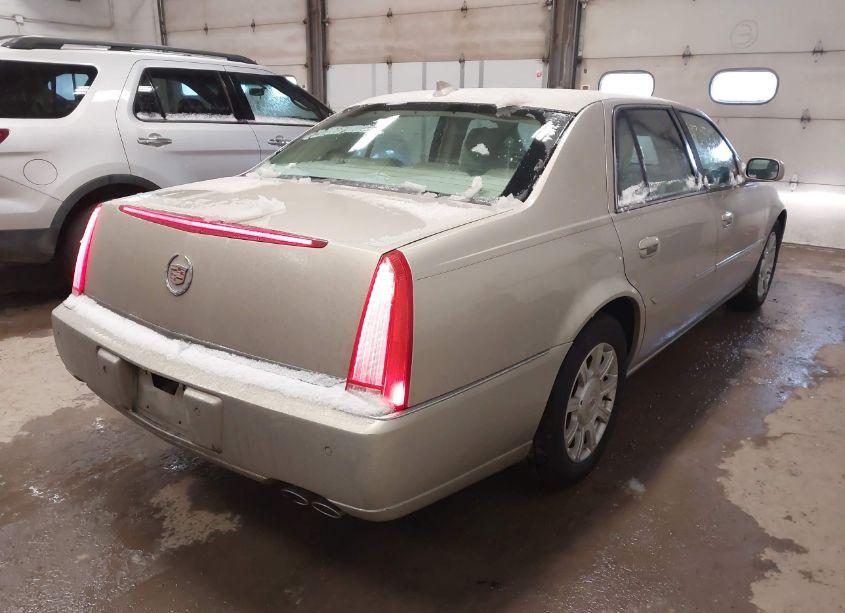 Photo 4 of 2009 Cadillac Dts 1SC (VIN 1G6KD57Y29U128416)
