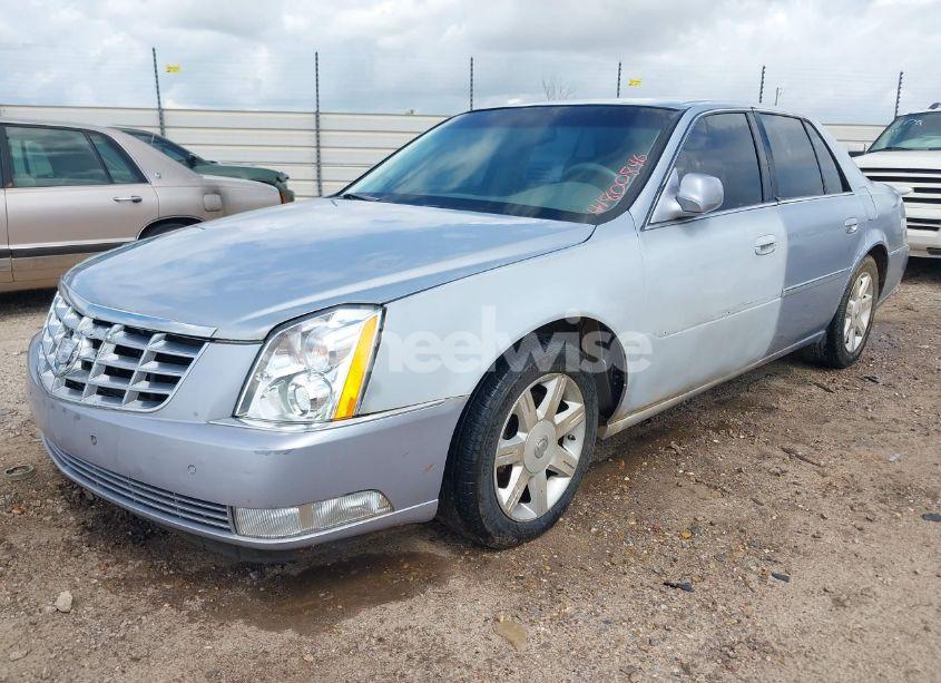 Photo 2 of 2006 Cadillac Dts (VIN 1G6KD57Y36U157838)