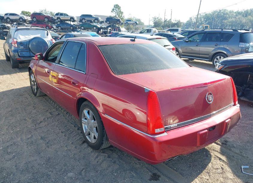 Photo 3 of 2007 Cadillac Dts LUXURY I (VIN 1G6KD57Y37U185933)