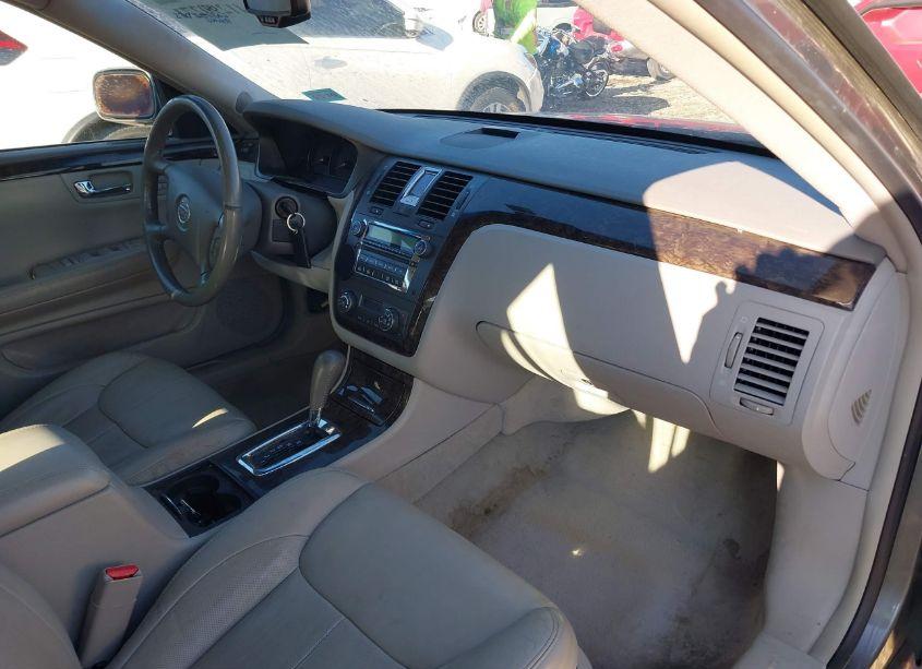 Photo 5 of 2008 Cadillac Dts 1SC (VIN 1G6KD57Y38U141142)