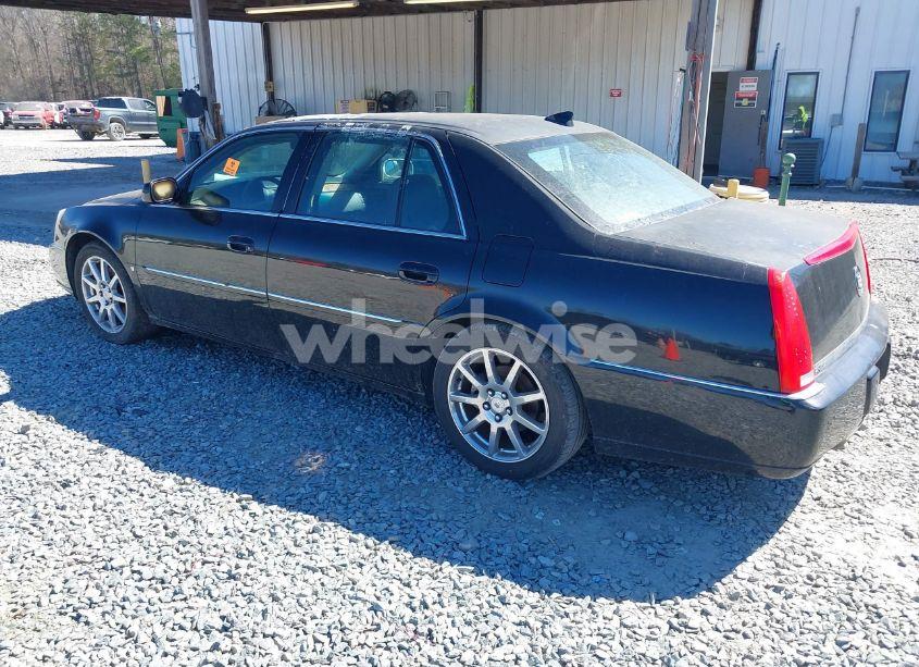 Photo 3 of 2009 Cadillac Dts 1SC (VIN 1G6KD57Y39U127095)